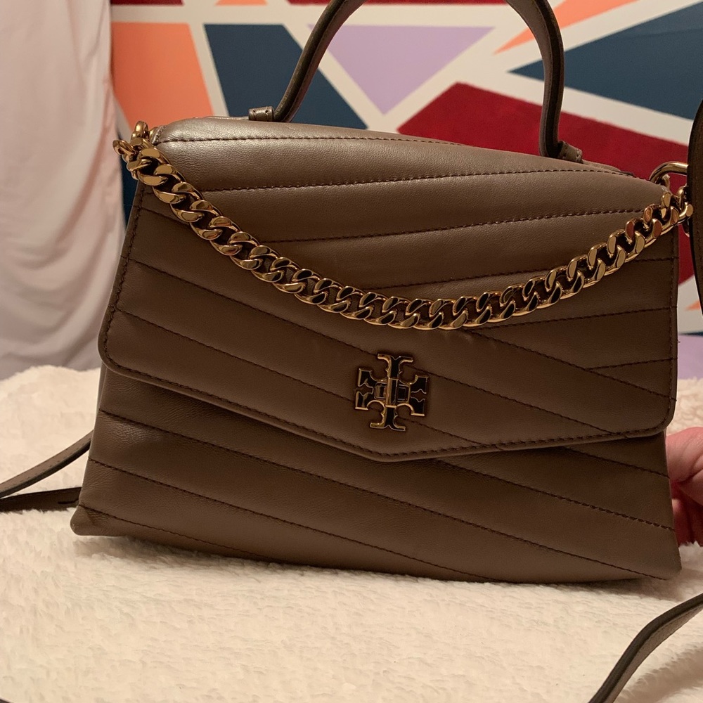 Tory Burch crossbody chevron chain